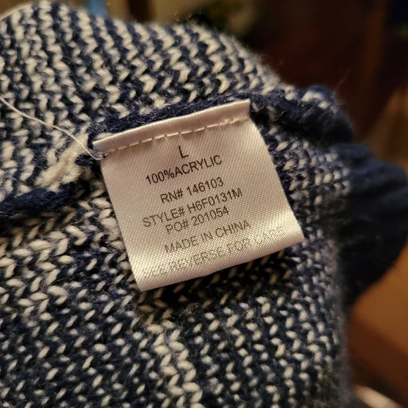 Hippie Rose Navy Blue & White Aztec Hooded Cardigan Sweater, Size Large - Picture 9 of 9